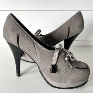 Romantic Grey Suede Lace Up Heel Lovely People w/ Patent Details Size 9 Rococo